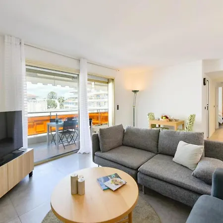 2p Renove, Terrasse Et A Pied - 2p Renove, Terrasse Et A Pied Mae-2623 *