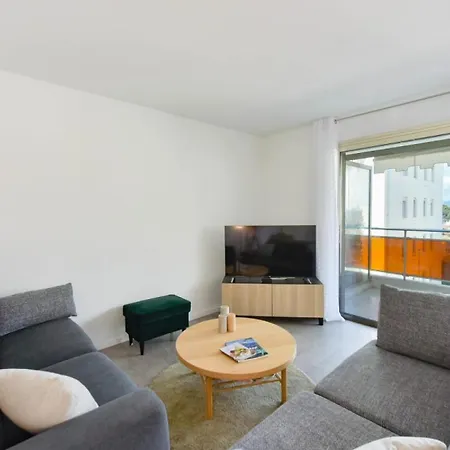2p Renove, Terrasse Et A Pied - 2p Renove, Terrasse Et A Pied Mae-2623 *