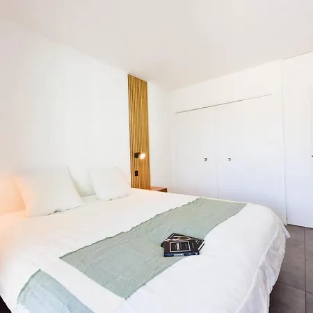 2p Renove, Terrasse Et A Pied - 2p Renove, Terrasse Et A Pied Mae-2623